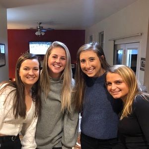 Meet your Posher, Kaitlin